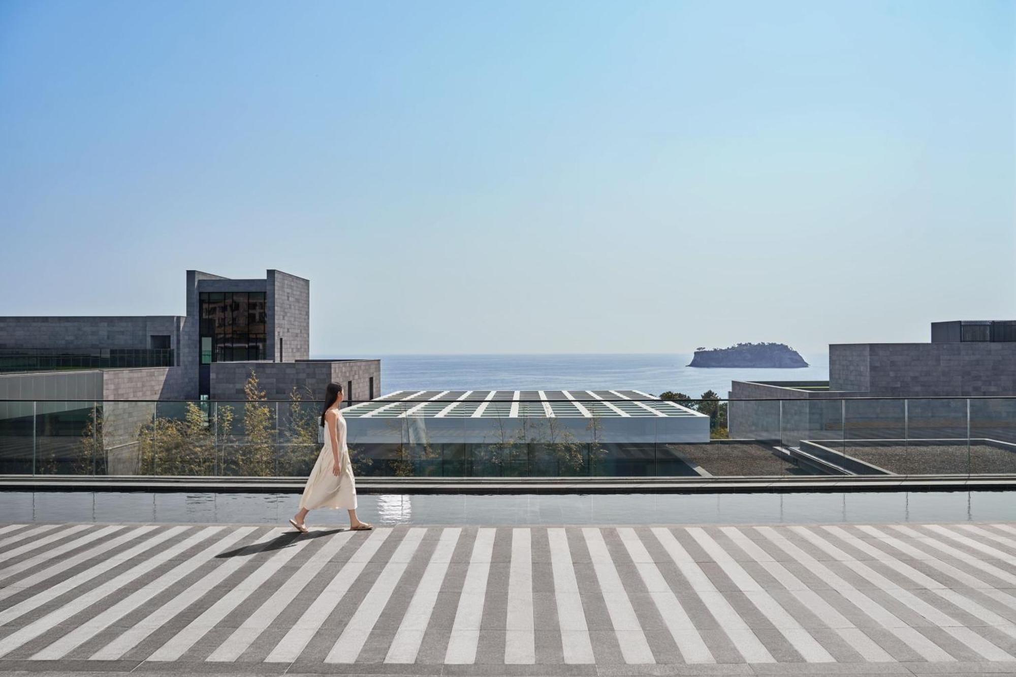 Jw Marriott Jeju Resort & Spa ซอกวีโพ ภายนอก รูปภาพ