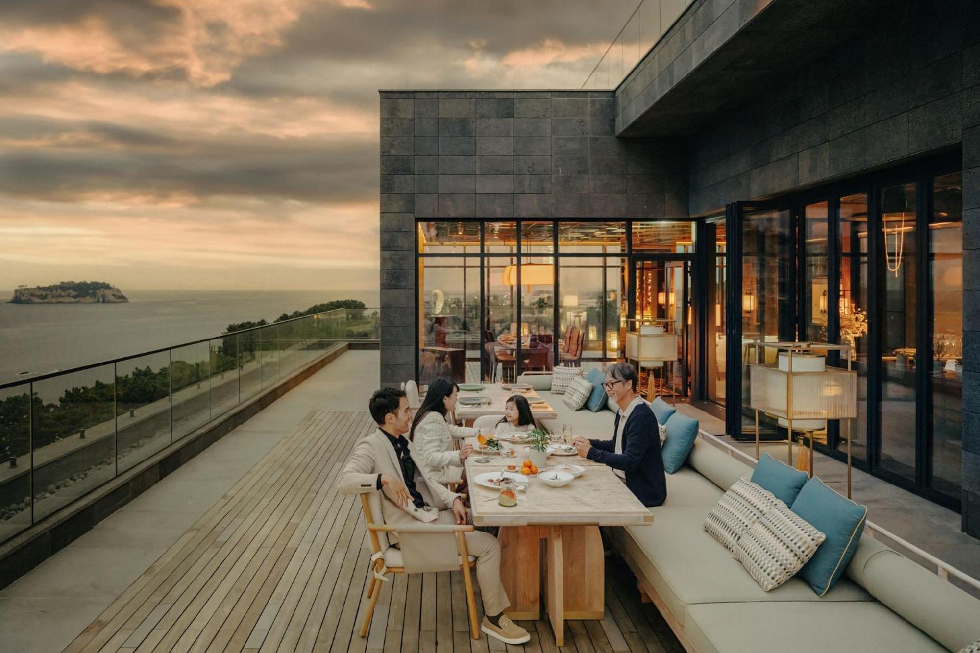 Jw Marriott Jeju Resort & Spa ซอกวีโพ ภายนอก รูปภาพ