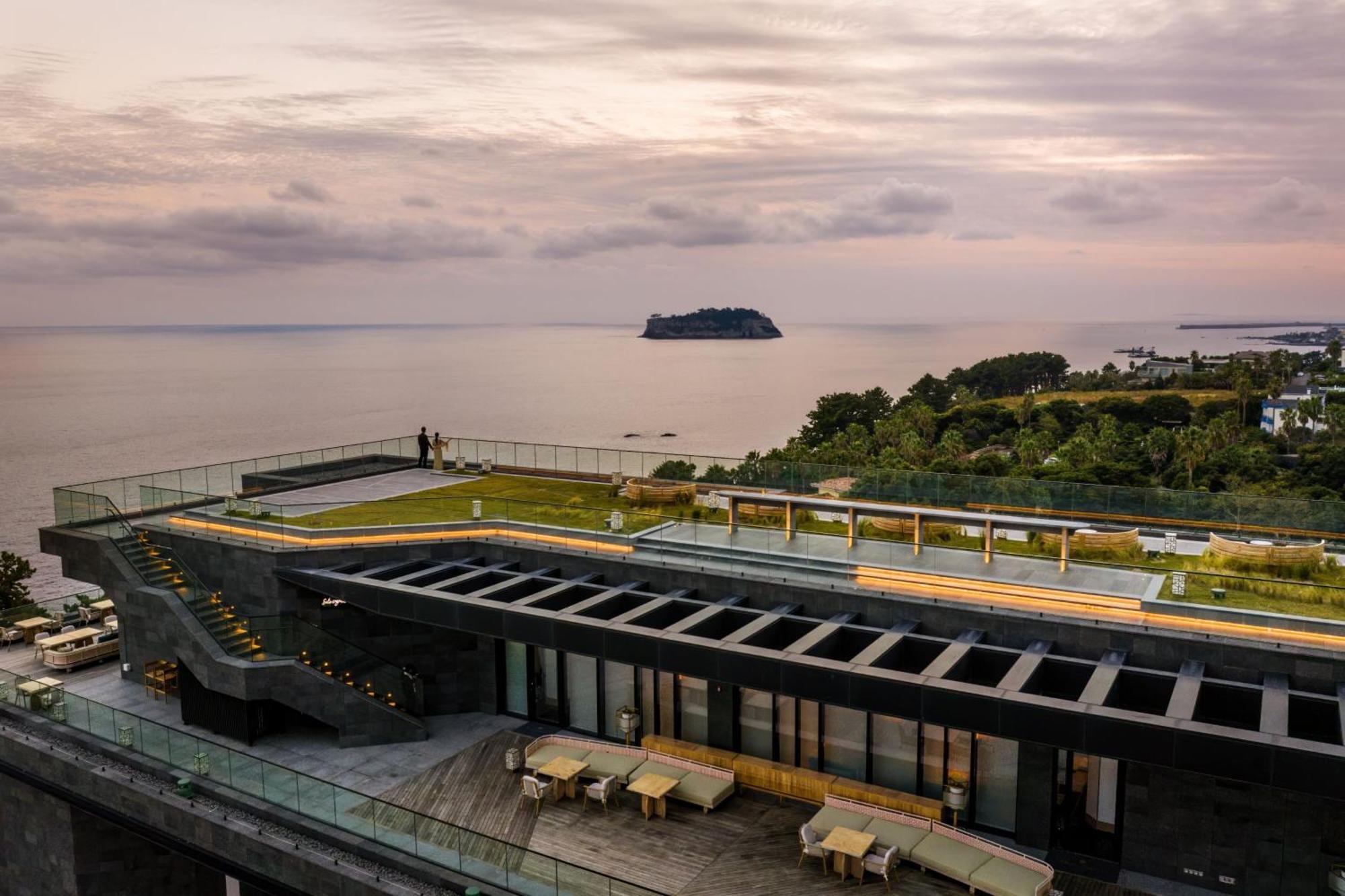 Jw Marriott Jeju Resort & Spa ซอกวีโพ ภายนอก รูปภาพ